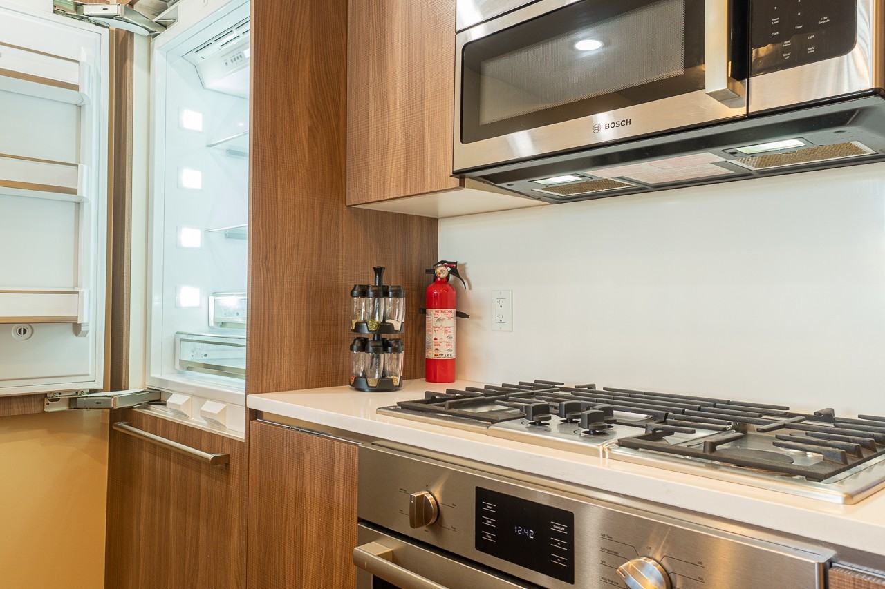 2033 West 10th Avenue - Photo 37