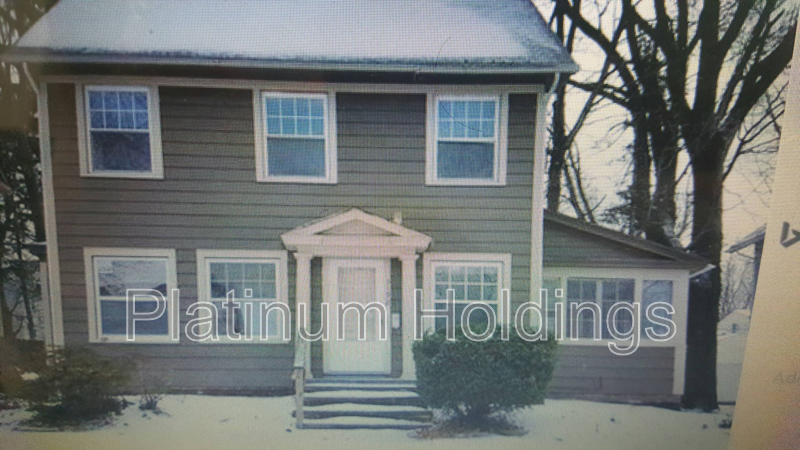 3192 Sycamore Rd - Photo 2 of 23