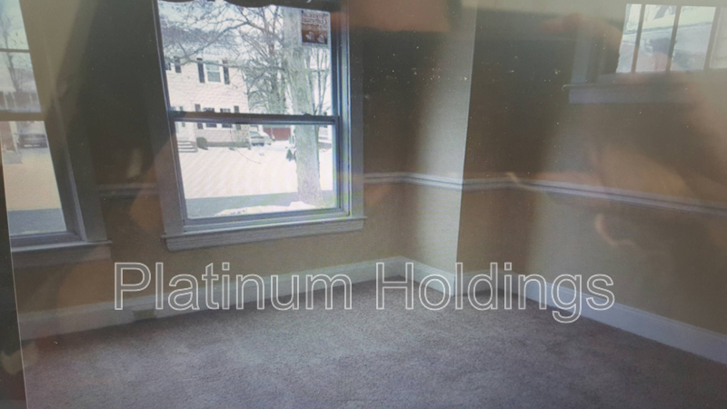 3192 Sycamore Rd - Photo 4 of 23