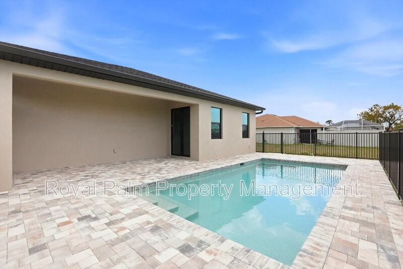 2616 Nw 9th Ave