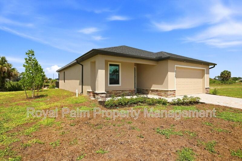 3750 Ne 13th Ave - Photo 4 of 35