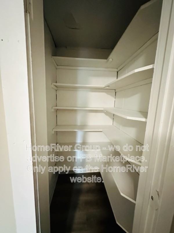 209 W 23rd St - Photo 5 of 17