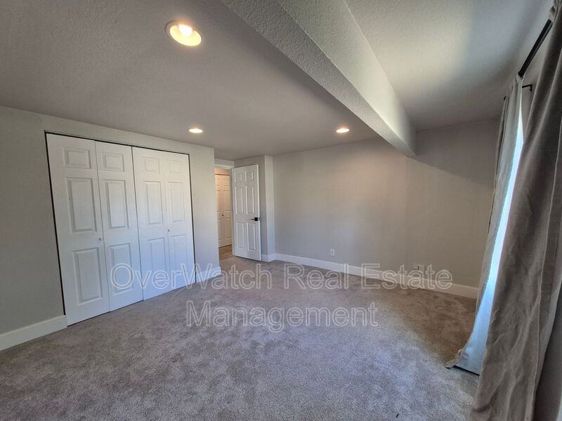 8331 E 6th Ave #A - Photo 7 of 17