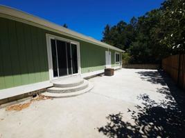 featured image of 927 N Oak St