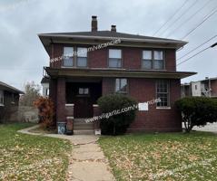 featured image of 461 Hayes St