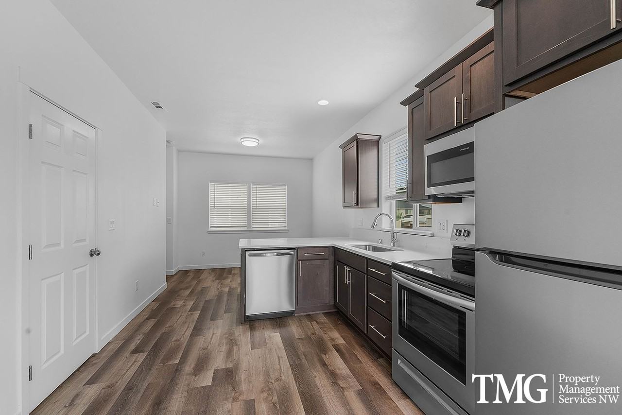 3113 W 7th Ave - Photo 4 of 30