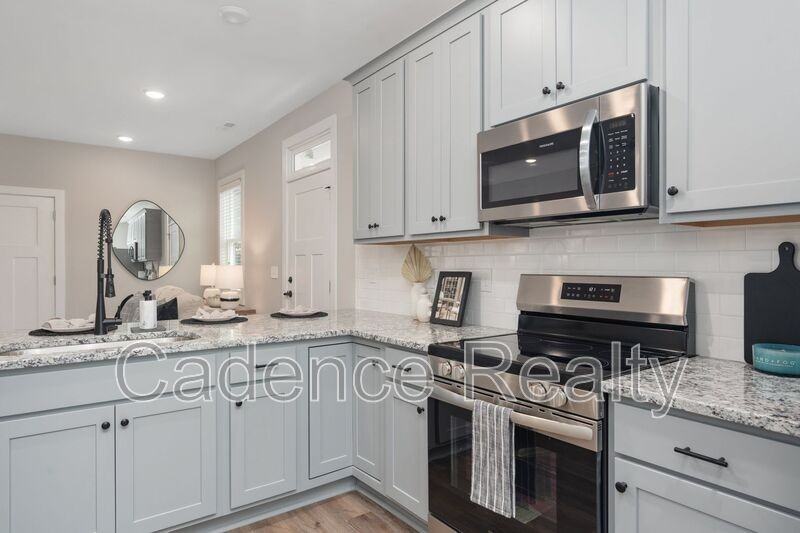 1733 Perimeter Loop - Photo 2 of 50