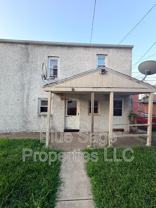 621 W 7th St #C - Photo 1 of 1