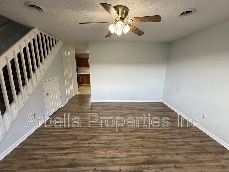 390 Erwin Hwy #2 - Photo 3 of 32