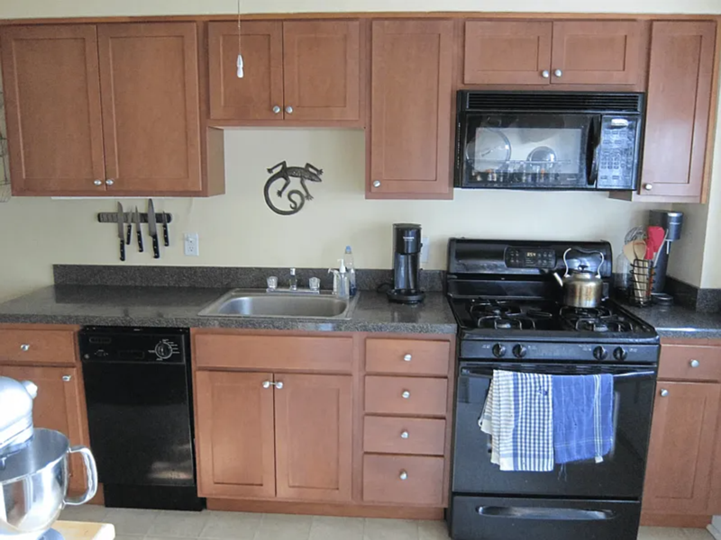 3915 Yolando Rd - Photo 6 of 16