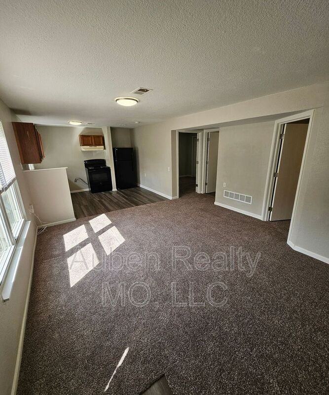 6113 Indiana Ave - Photo 3 of 13