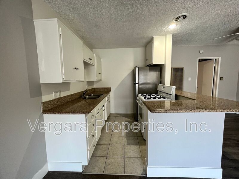 5551 E 23rd St #12 - Photo 4 of 11