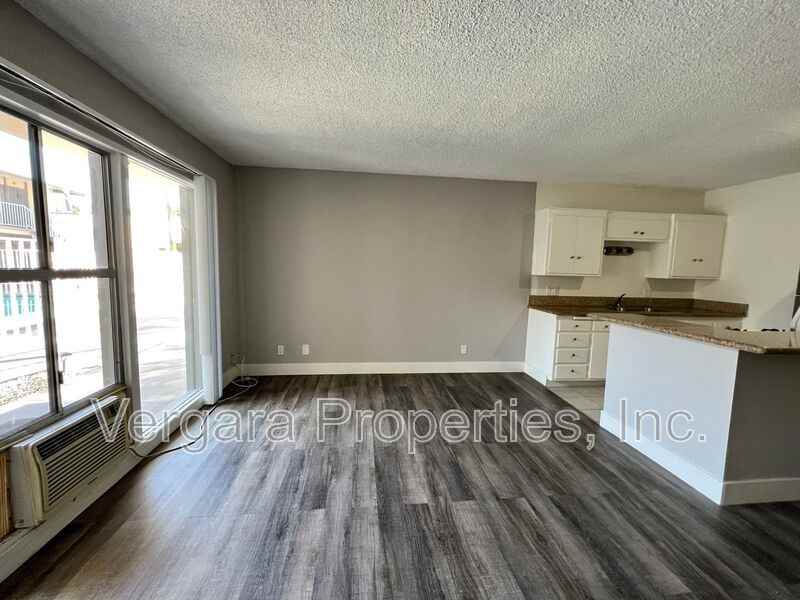 5551 E 23rd St #12 - Photo 5 of 11