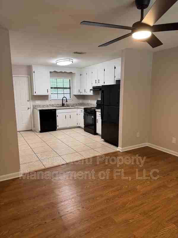 4179 Ravenwood Dr - Photo 5 of 12