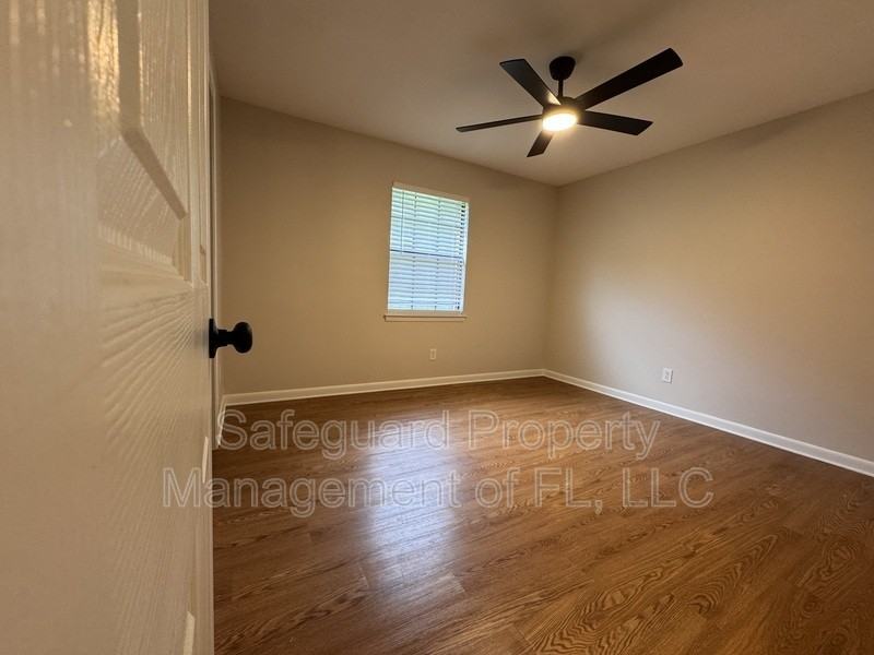 4179 Ravenwood Dr - Photo 7 of 12