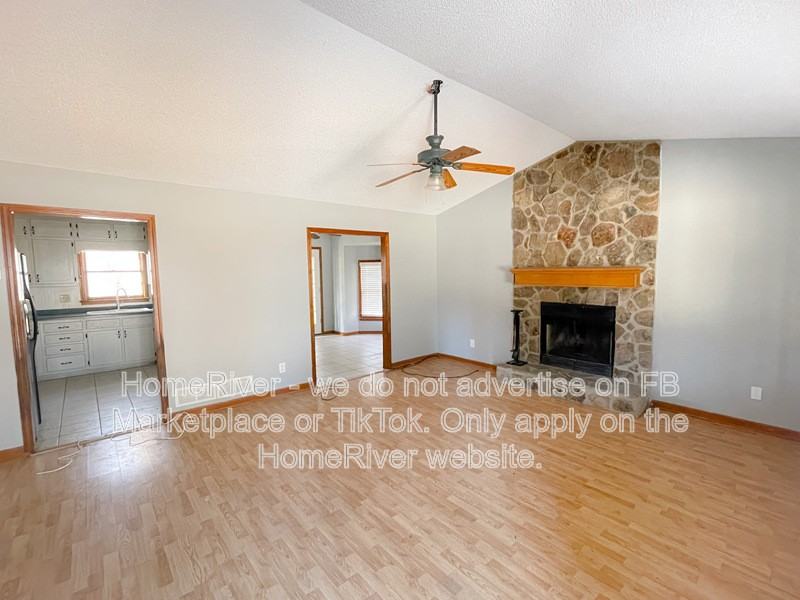 2280 Castle Royale Dr - Photo 7 of 28