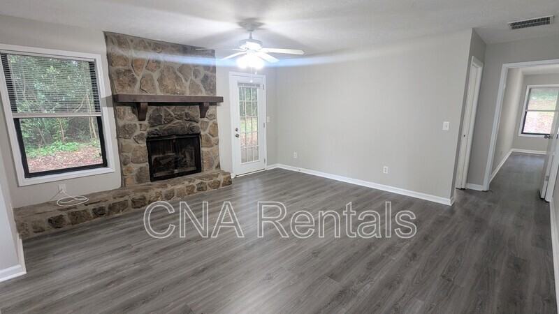 1459 N Diane Ct Se #A - Photo 3 of 16