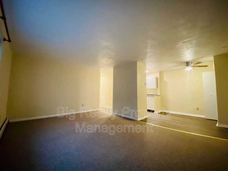 120 N Penn St #A11 - Photo 3 of 12