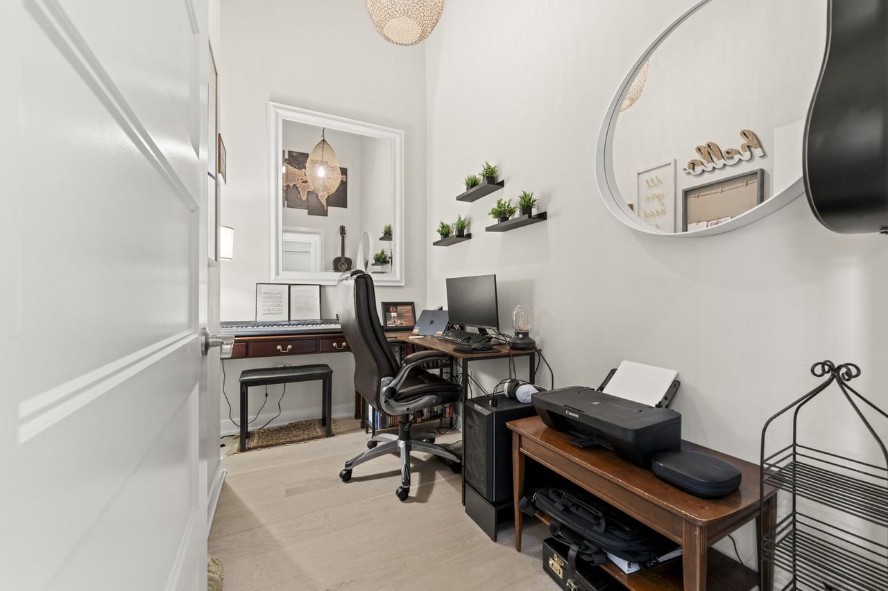 6160 London Road - Photo 2