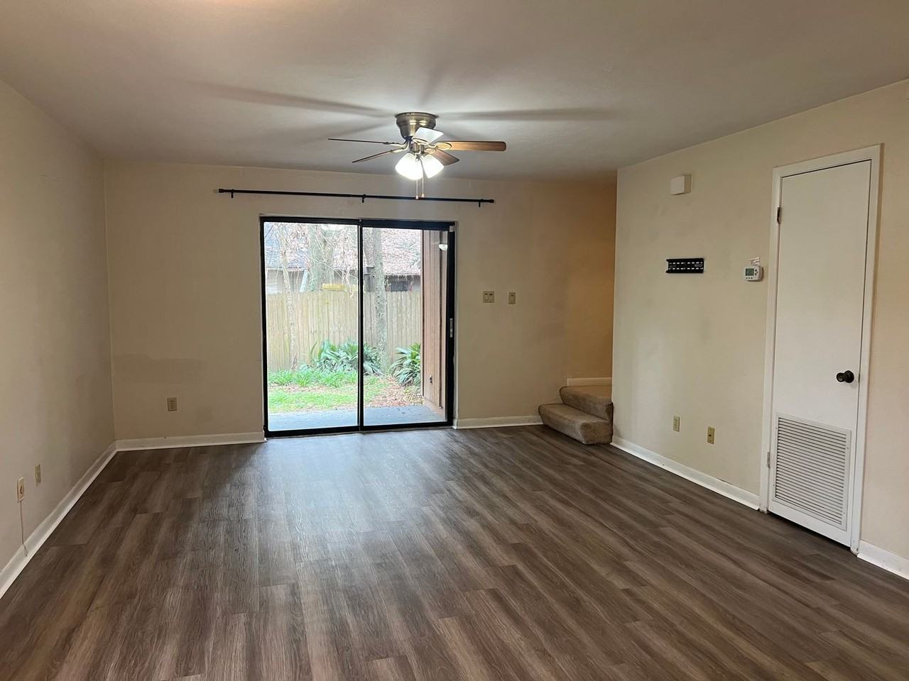6941 Sw 45th Ave - Photo 5 of 10