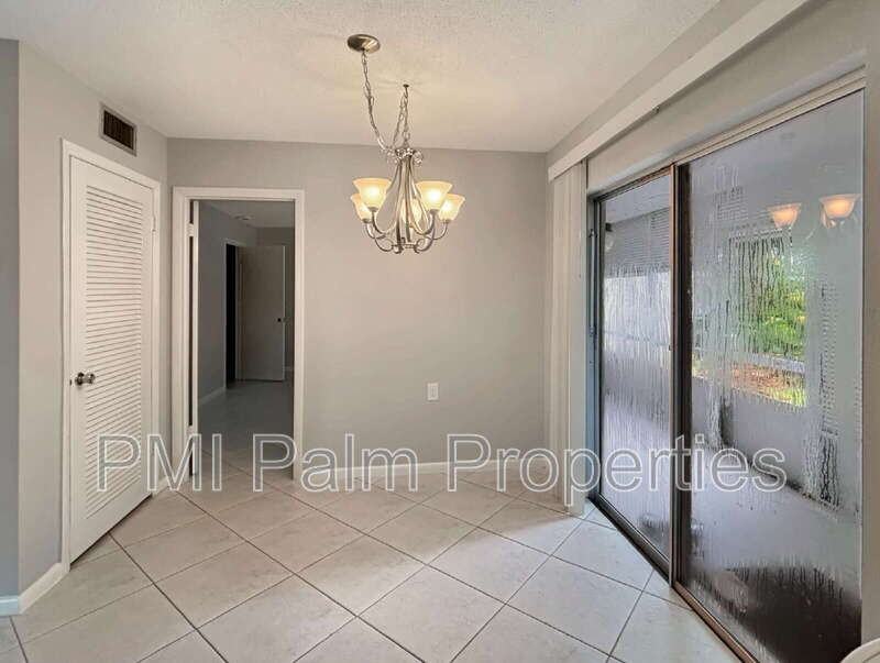3154 Meridian Way S #6 - Photo 6 of 21