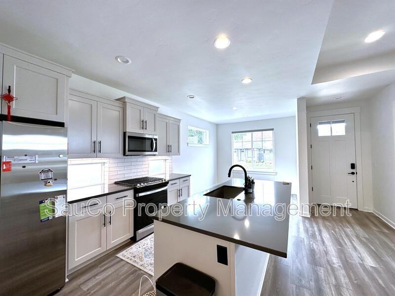 6442 Se Provence St - Photo 6 of 25