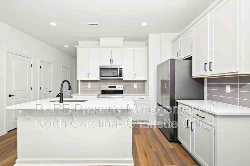 2420 Whitewing Ln - Photo 6 of 20