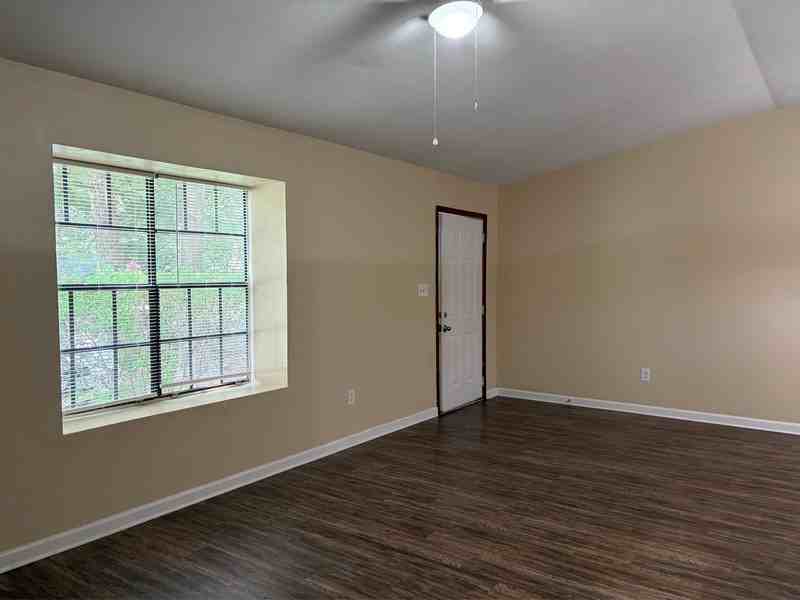 1502 Belmont Trce #1502 - Photo 3 of 11