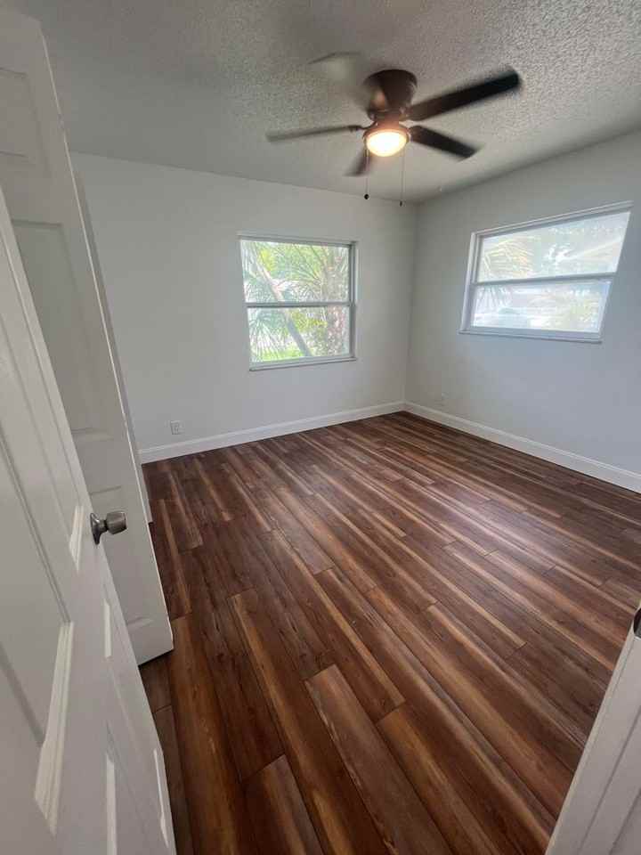 2227 Nottingham Rd - Photo 6 of 31