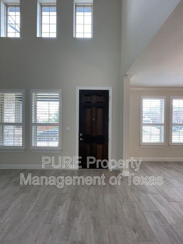 716 Expedition Way - Photo 5 of 50