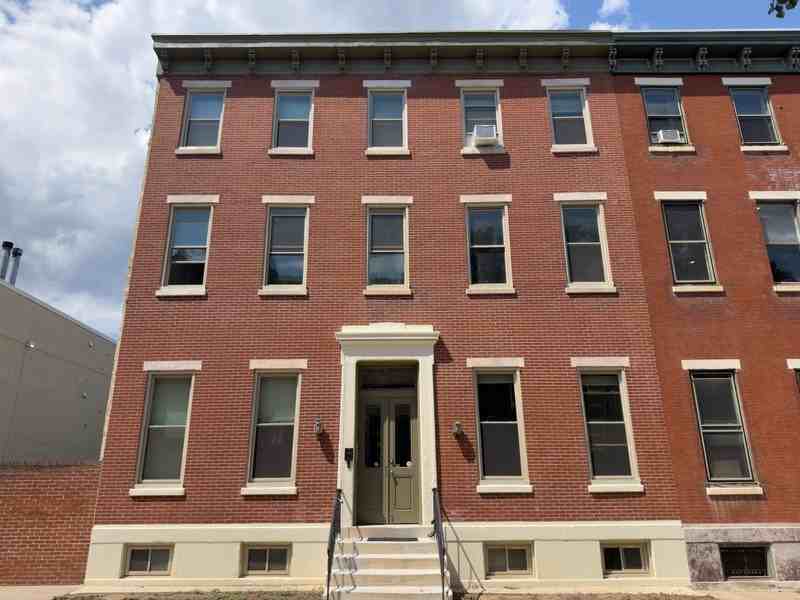 1703 Green St - Photo 6 of 33