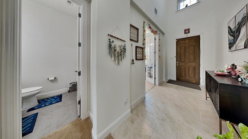 2931 Genevieve Ln - Photo 3 of 36