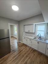 445 Hiett Ave - Photo 1 of 1