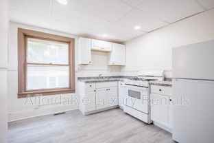3 Sumner Park - Photo 1 of 1