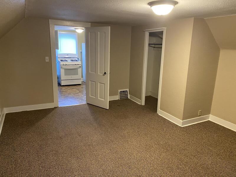 2916 Roosevelt St - Photo 5 of 10