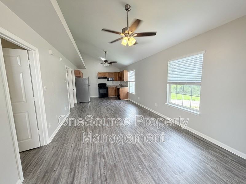 1707 S Calhoun St - Photo 4 of 15