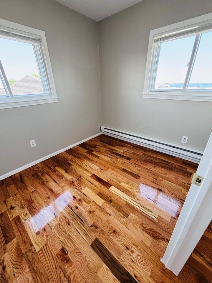 35 Roughan St #5B - Photo 4 of 6