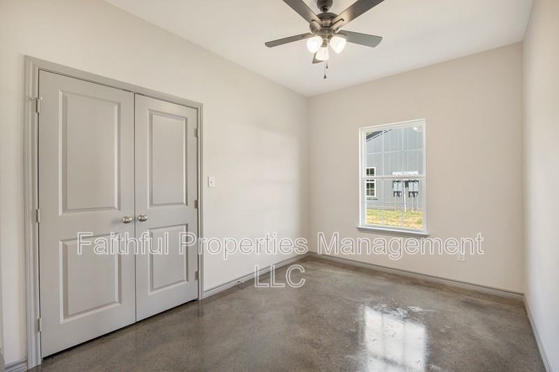 13554 Farm To Market Road - Photo 5 of 8