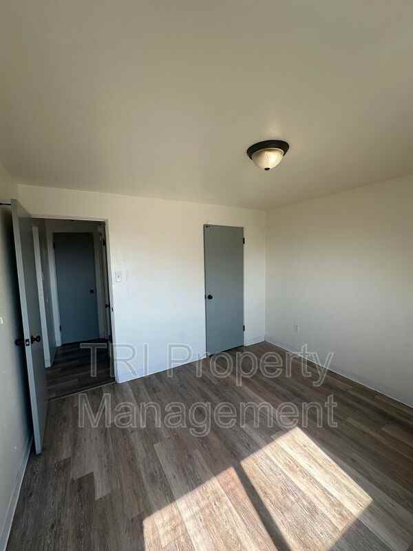 2019 4th Ave - Photo 7 of 7