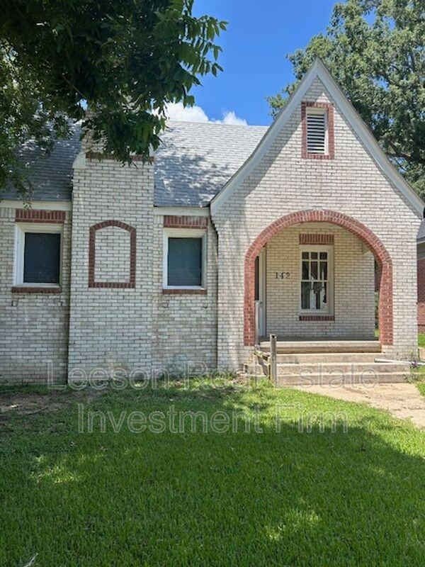 142 E Jordan St - Photo 2 of 22