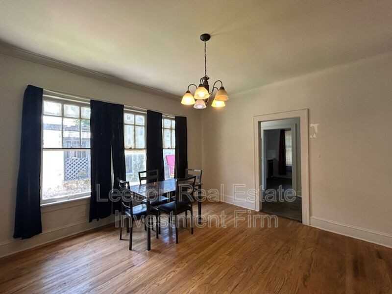 142 E Jordan St - Photo 6 of 22