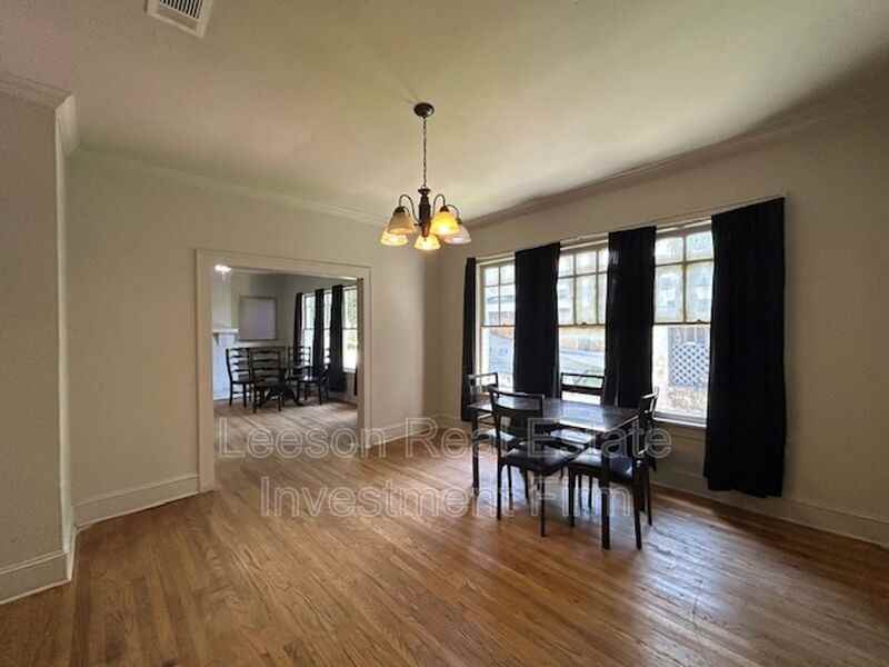 142 E Jordan St - Photo 7 of 22