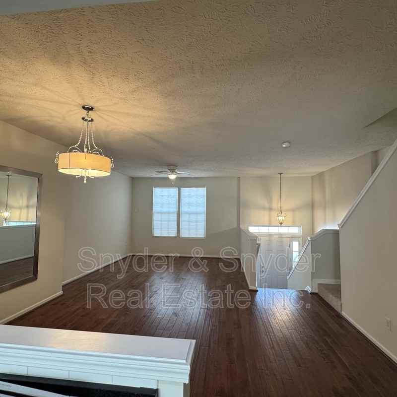 393 Caleb Dr #1 - Photo 2 of 29