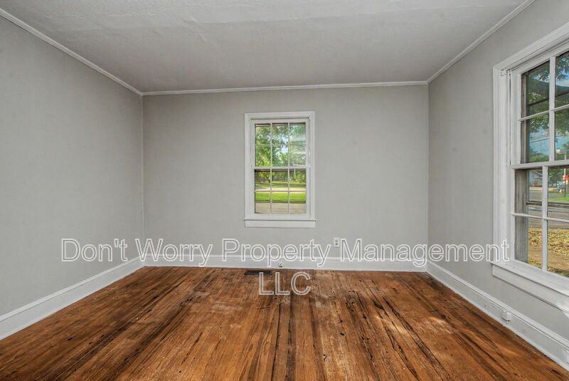 101 N Ayersville Rd - Photo 2 of 7