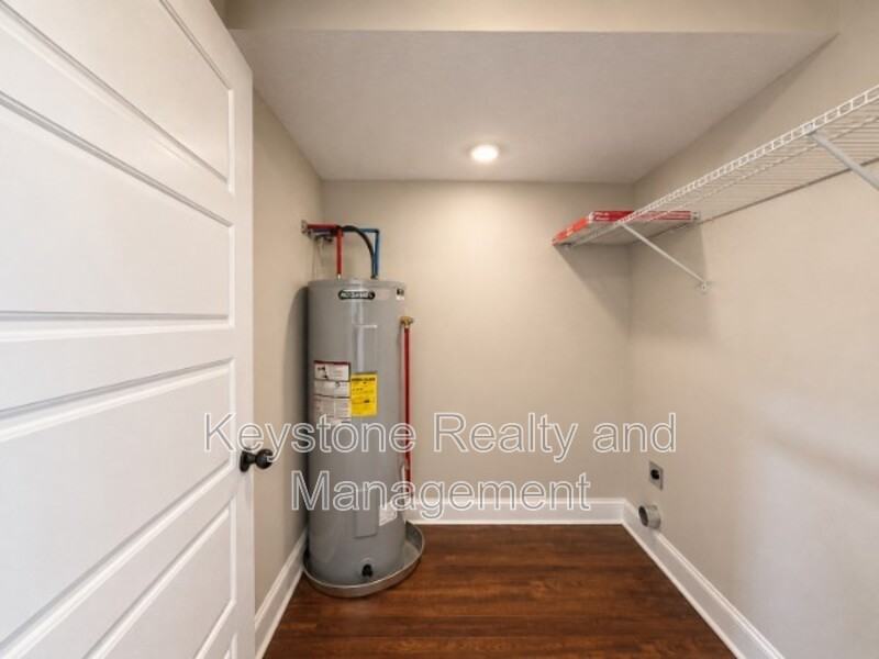 146 Village Dr - Photo 7 of 16