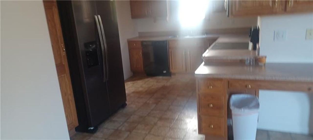 1502 Jennifer Ct - Photo 4 of 24