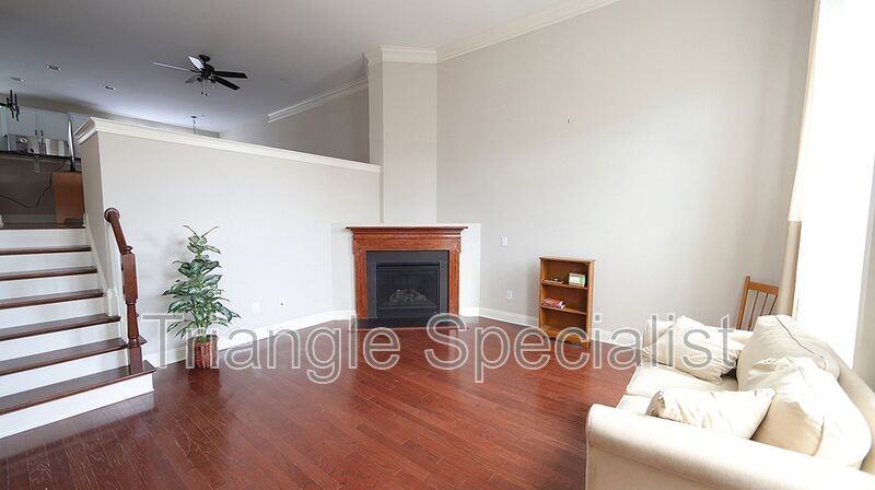 10510 Sablewood Dr #109 - Photo 2 of 13