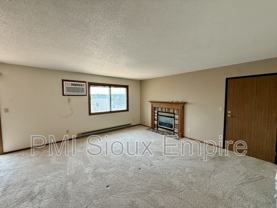 1101 E 9th St #1 - Photo 1 of 1