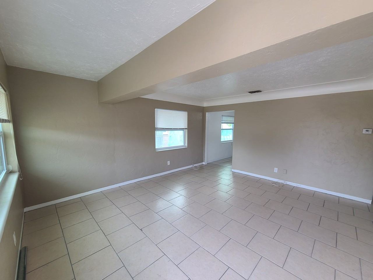 5011 6th Ave S - Photo 3 of 41