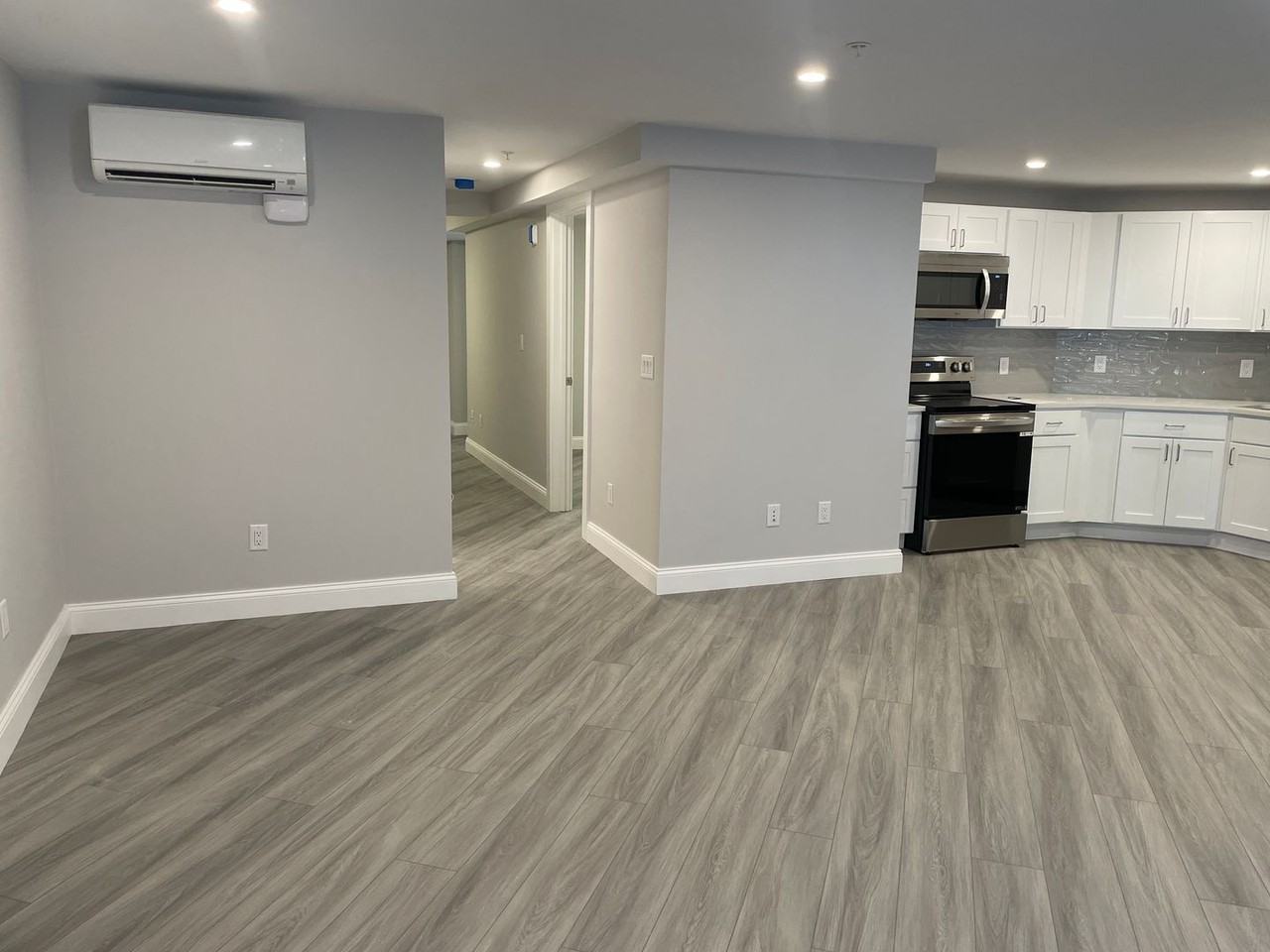 328 Bank - Photo 3 of 15